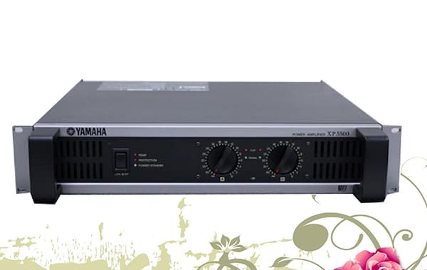 Cục đẩy công suất nhỏ Yamaha XP 3500: Giá 7.399.000 đồng