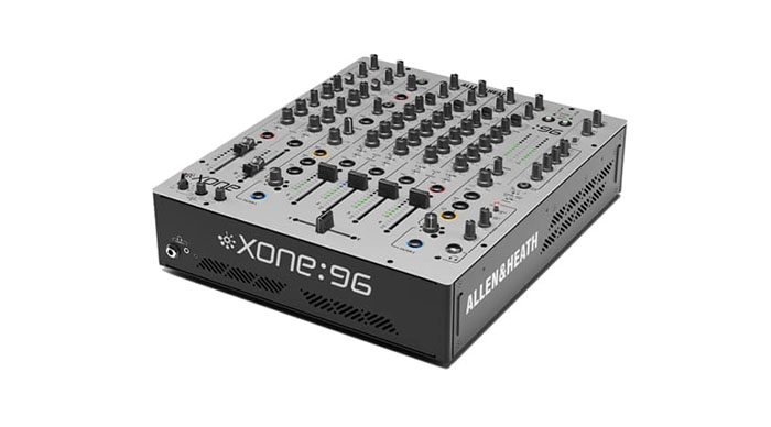 Bàn mixer Allen & Heath Xone 96 làm từ chất liệu cao cấp Bàn mixer Allen & Heath Xone 96 làm từ chất liệu cao cấp